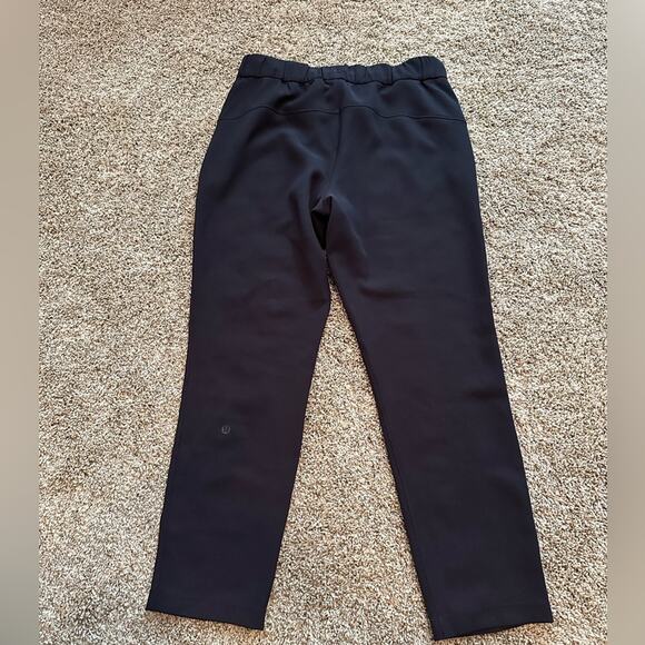 Lululemon athletica women’s black dress pant/trouser, size 6. Front pockets EUC - Picture 4 of 6